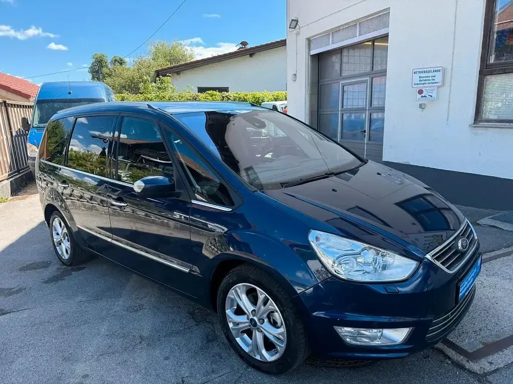 Używany Ford Galaxy Titanium 163 KM (119 kW) 2012 Niebieski Minivan