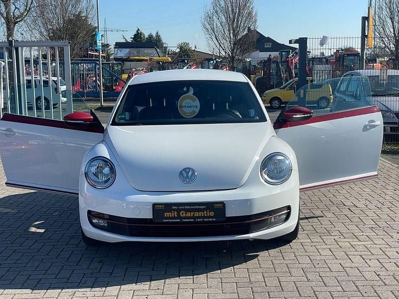 Gebraucht VW Beetle Sport 200 PS (147 kW) 2011 Weiß Kleinwagen