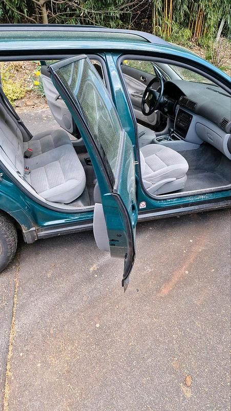 Gebraucht VW Passat 116 PS (85 kW) 2000 Grün Kombi