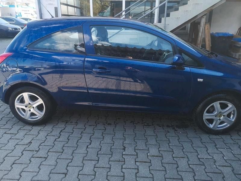 Second-hand Opel Corsa 80 CP (58 kW) 2008 Albastru Hatchback