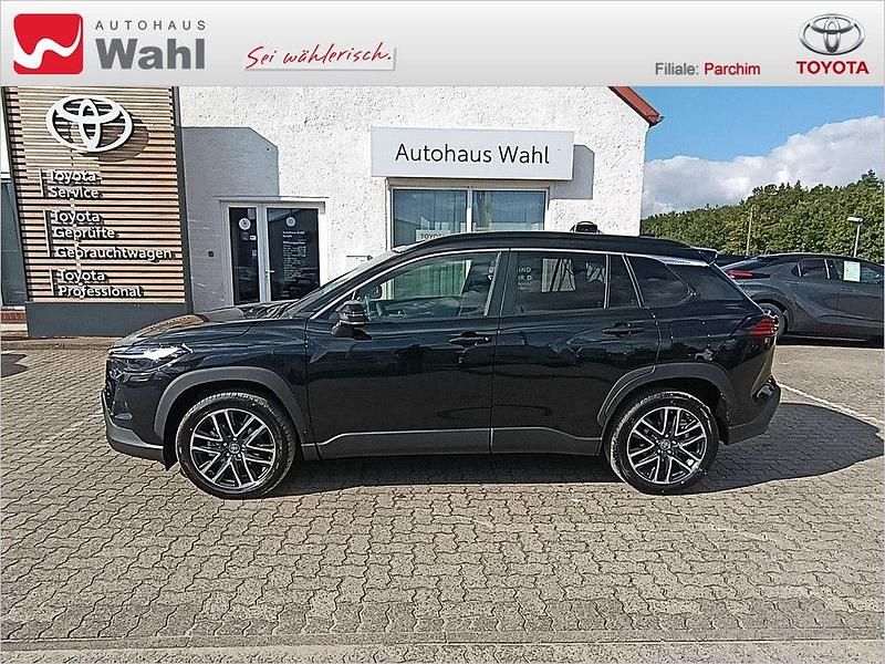 Gebraucht Toyota Corolla Cross Basis 197 PS (144 kW) 2025 Schwarz SUV