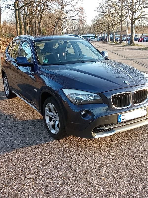 Gebraucht BMW X1 143 PS (105 kW) 2011 Blau SUV
