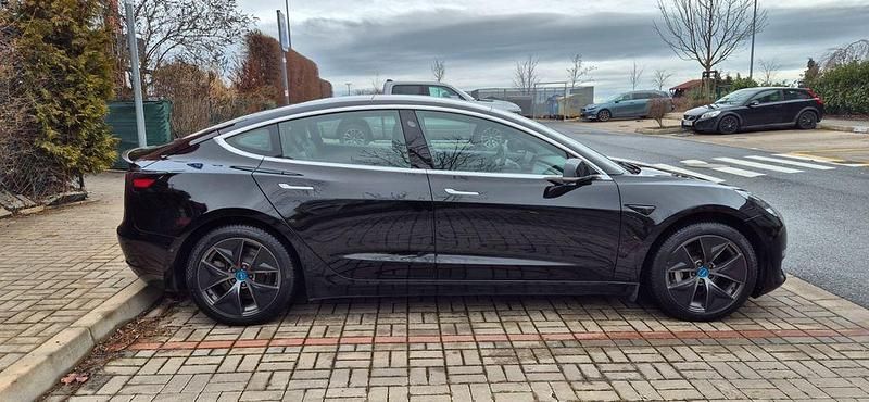 Gebraucht Tesla Model 3 253 kW (345 PS) 2019 Schwarz Limousine