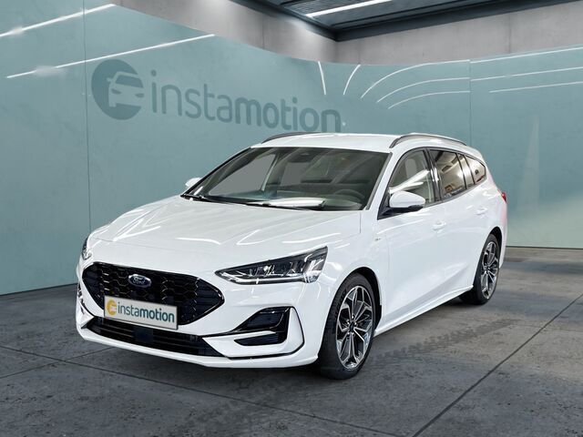 Weiß Gebraucht 2023 Ford Focus ST-Line X Kombi | 26.003 € (Teuer) - Bild 1/2