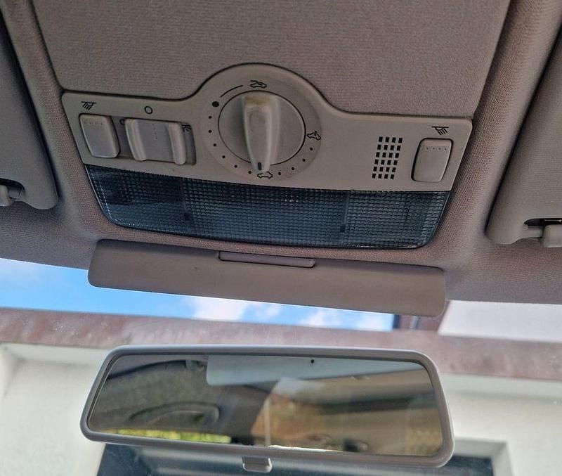 Gebraucht VW Golf IV Highline 101 PS (74 kW) 2002 Silber Limousine