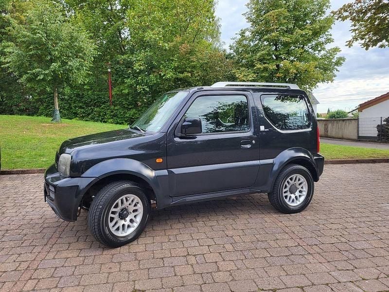 Schwarz Gebraucht 2007 Suzuki Jimny SUV | 4.750 € (Superpreis) - Bild 1/4