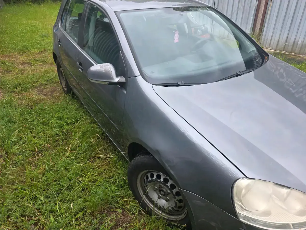 Gebraucht VW Golf V 75 PS (55 kW) 2005 Grau Kleinwagen