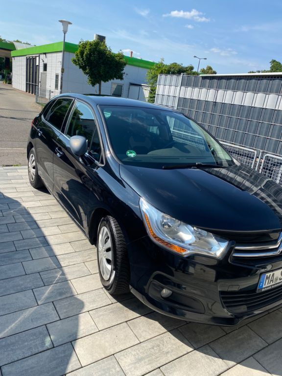 Schwarz Gebraucht 2013 Citroën C4 Limousine | 5.950 € (Fairer Preis) - Bild 1/4