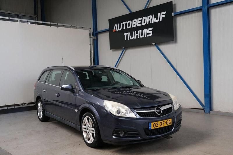 Gebraucht Opel Vectra Executive 140 PS (102 kW) 2007 Grau Kombi