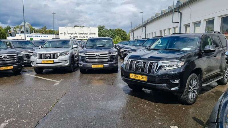 Gebraucht Toyota Land Cruiser Premium 303 PS (222 kW) 2023 Grau SUV