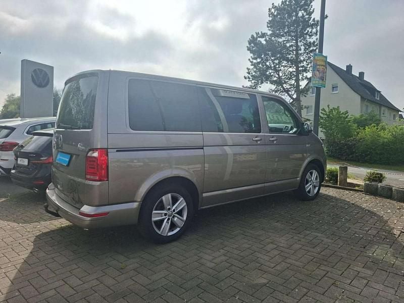 Second-hand VW Multivan Comfortline 150 CP (110 kW) 2016 Bej Monovolum