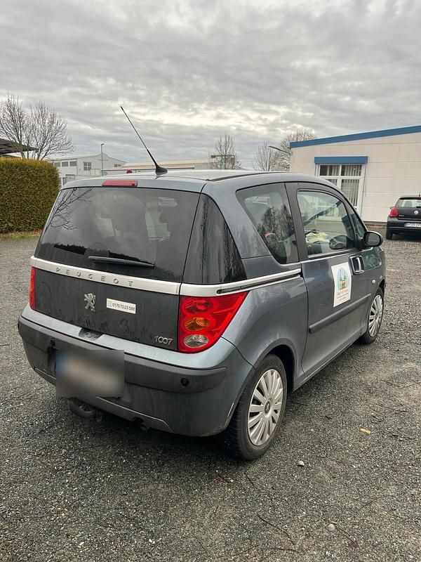 Gebraucht Peugeot 1007 109 PS (80 kW) 2006 Grau Van / Kleinbus