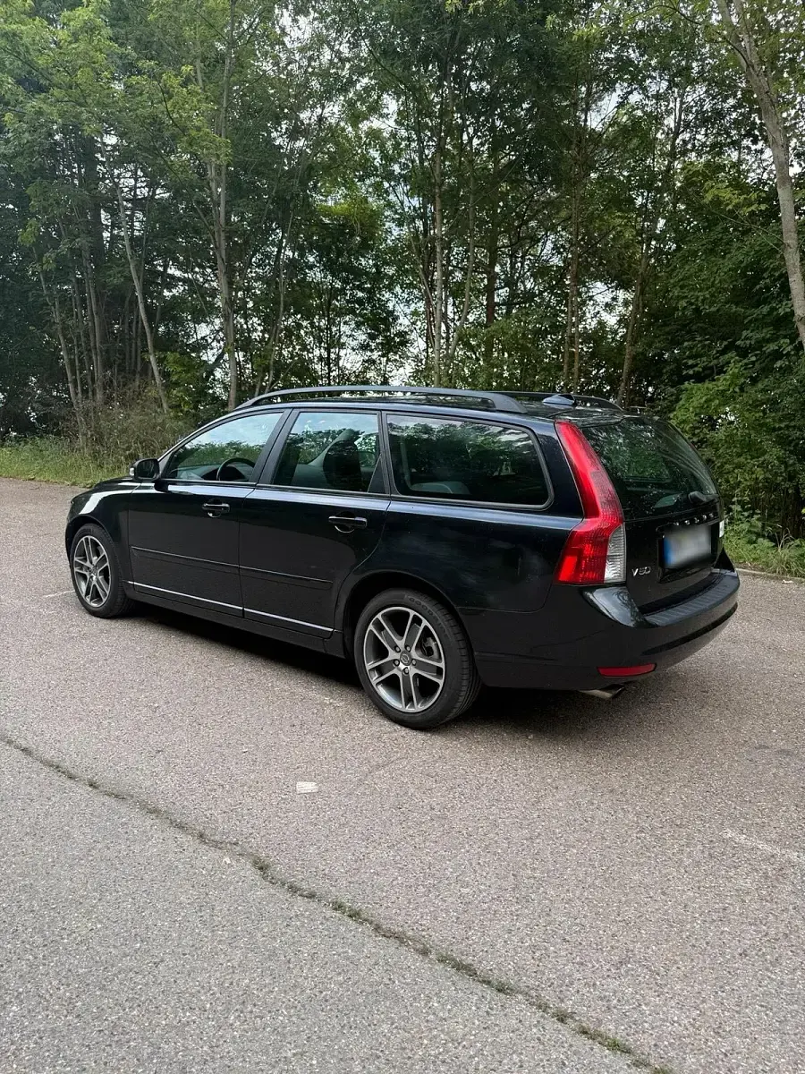 Gebraucht Volvo V50 179 PS (131 kW) 2008 Schwarz Kombi