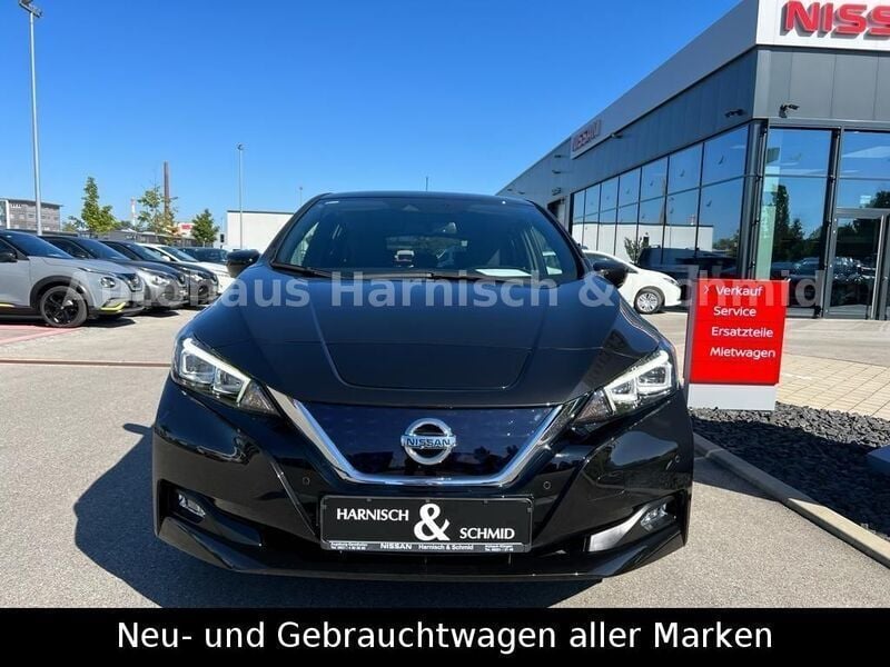 Gebraucht Nissan Leaf Tekna 89 kW (122 PS) 2020 Black (m) Kleinwagen