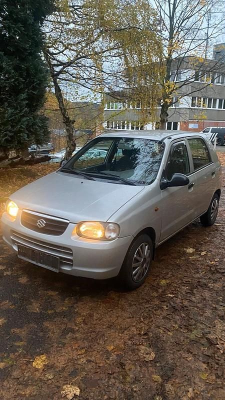 Grau Gebraucht 2004 Suzuki Alto Kleinwagen | 1.400 € (Etwas zu teuer) - Bild 1/4