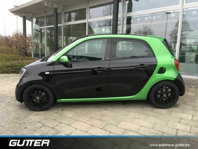 Gebraucht Smart ForFour Electric Drive 60 kW (82 PS) 2017 Schwarz Limousine
