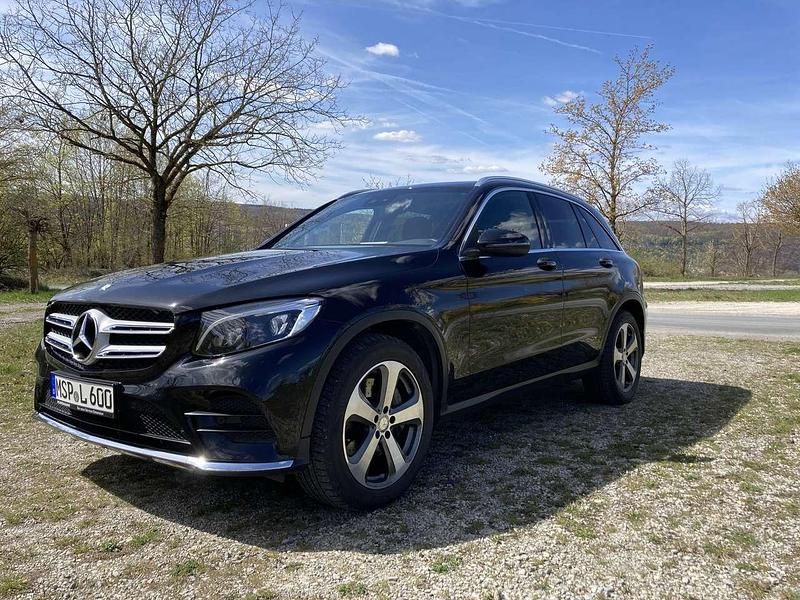 Gebraucht Mercedes GLC250 AMG line 204 PS (150 kW) 2016 SUV
