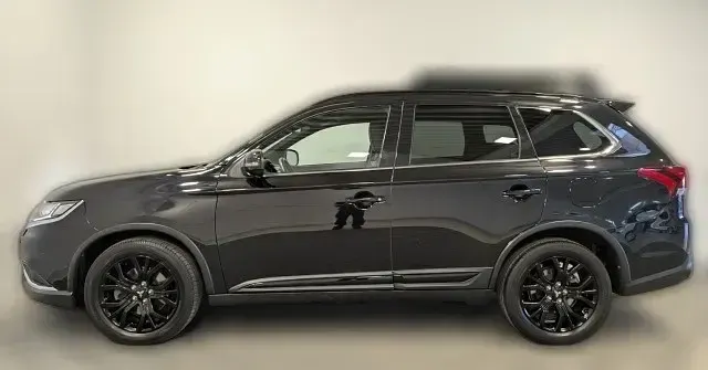 Gebraucht Mitsubishi Outlander Active 150 PS (110 kW) 2019 Schwarz metallic SUV