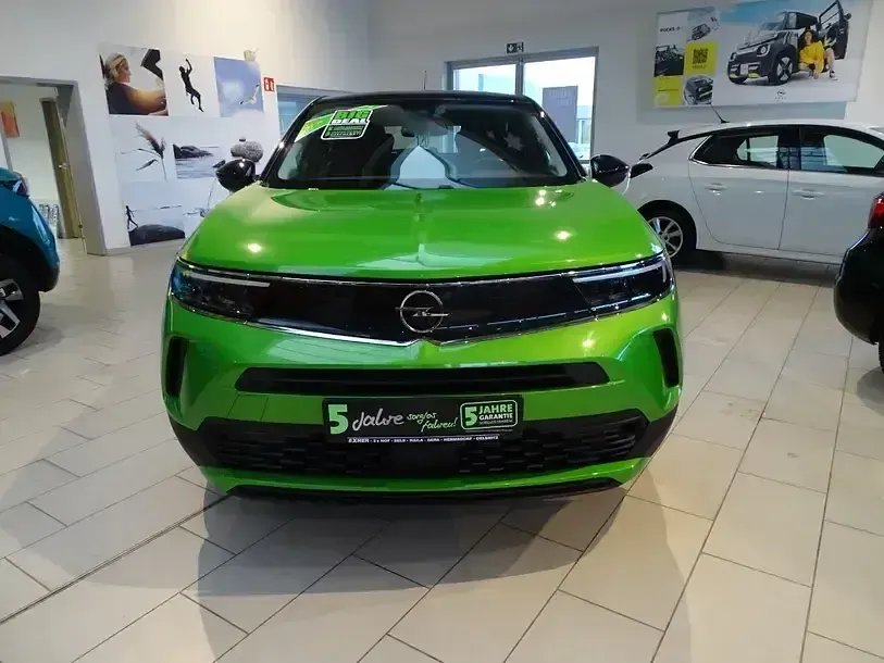 Usado Opel Mokka Edition 131 HP (96 kW) 2022 Verde SUV