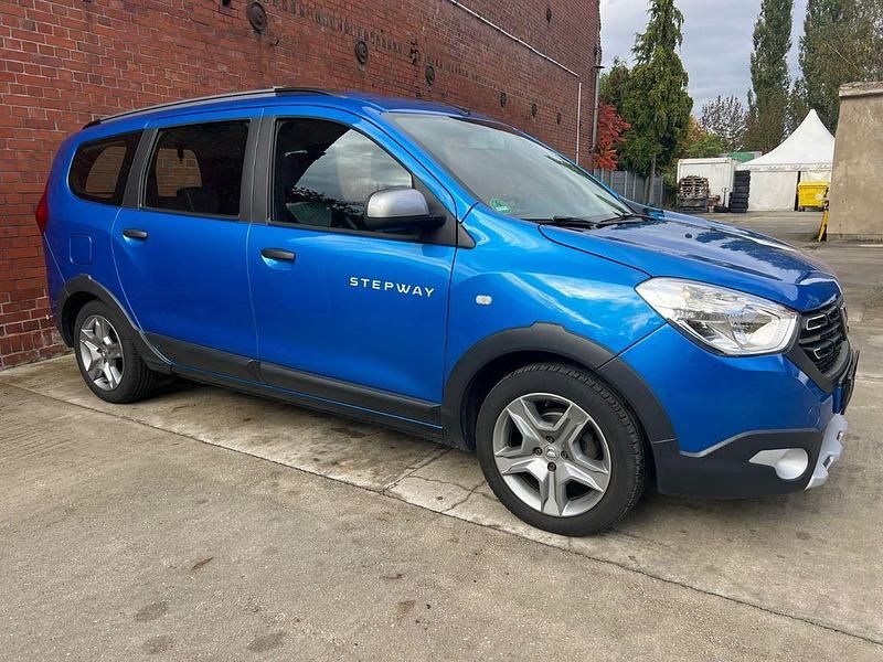 Gebraucht Dacia Lodgy Stepway 102 PS (75 kW) 2018 Other Van / Kleinbus
