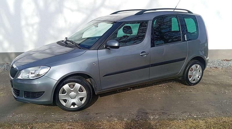 Gebraucht Skoda Roomster Style 86 PS (63 kW) 2010 Grau Van / Kleinbus