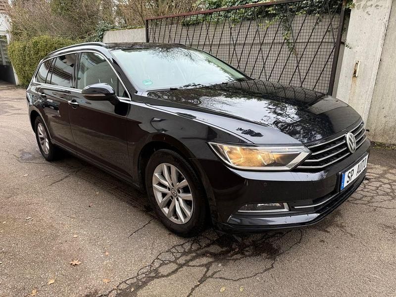 Gebraucht VW Passat Comfortline 150 PS (110 kW) 2015 Grau Limousine