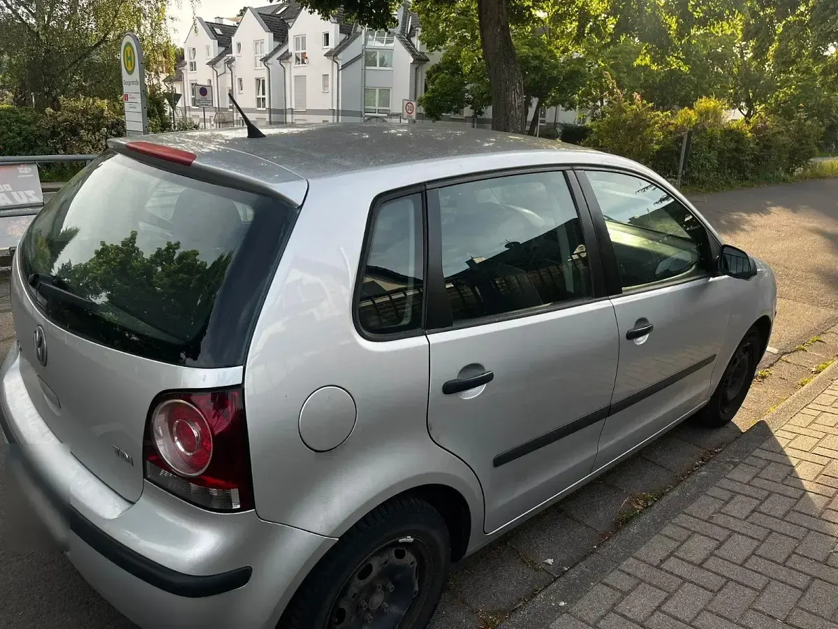 Gebraucht VW Polo 75 PS (55 kW) 2007 Grau Kleinwagen