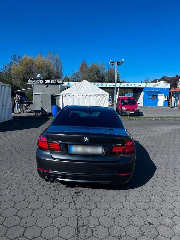Brugt BMW 730 258 HK (189 kW) 2015 Grå Sedan
