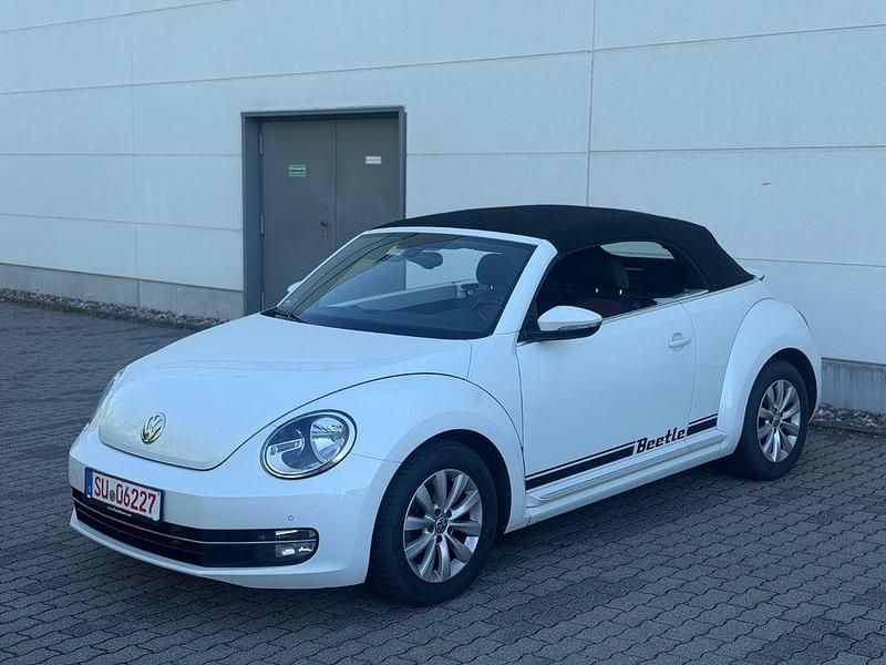 Gebraucht VW Beetle Cabriolet Design 105 PS (77 kW) 2014 Weiß Cabrio