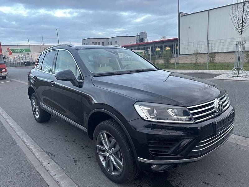 Gebraucht VW Touareg 262 PS (192 kW) 2015 Schwarz SUV