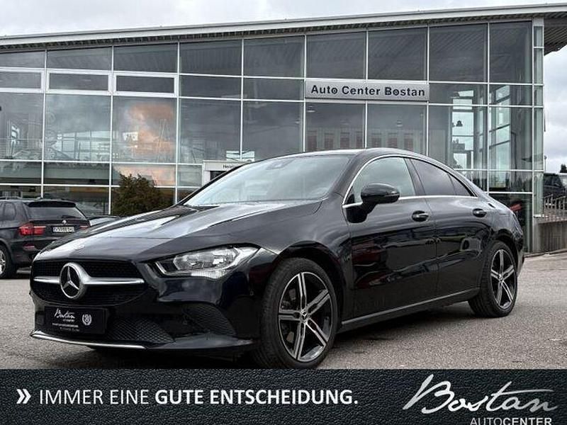 Gebraucht Mercedes CLA200 150 PS (110 kW) 2022 Schwarz Limousine