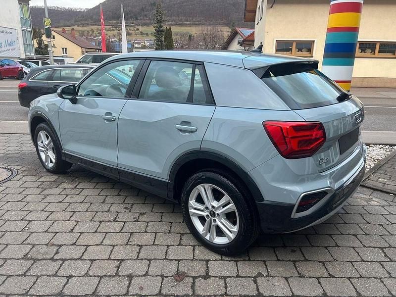 Gebraucht Audi Q2 Advanced 150 PS (110 kW) 2023 Grau SUV