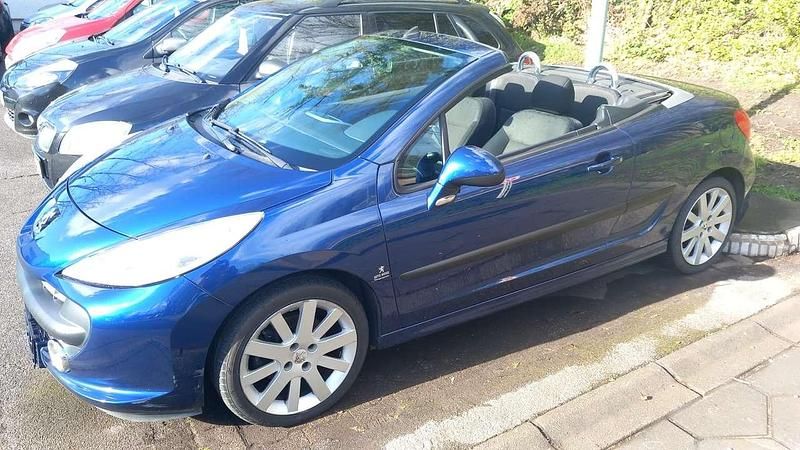 Gebraucht Peugeot 207 150 PS (110 kW) 2007 Blau Cabrio