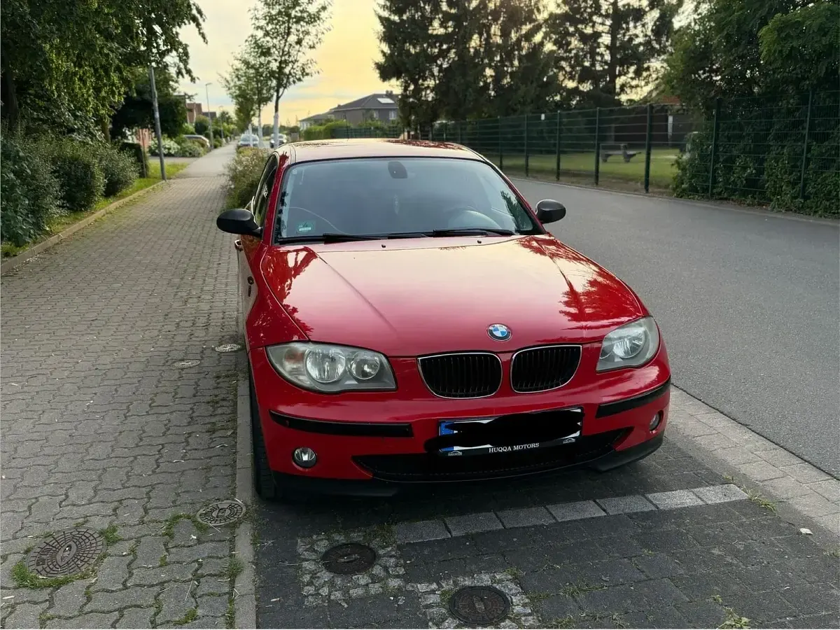 Gebraucht BMW 116 122 PS (89 kW) 2006 Rot Kleinwagen