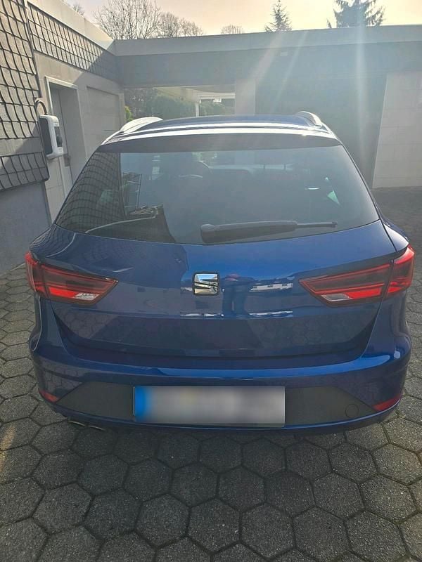Gebraucht Seat Leon FR 179 PS (131 kW) 2017 Blau Kombi