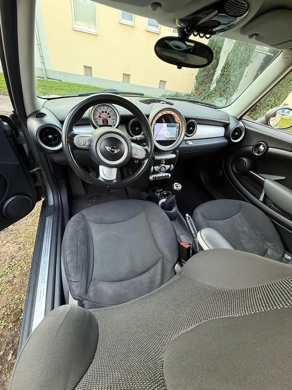 Gebraucht Mini ONE 95 PS (69 kW) 2010 Grau Kleinwagen