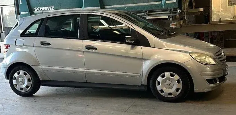 Gebraucht Mercedes B170 116 PS (85 kW) 2007 Silber Van / Kleinbus