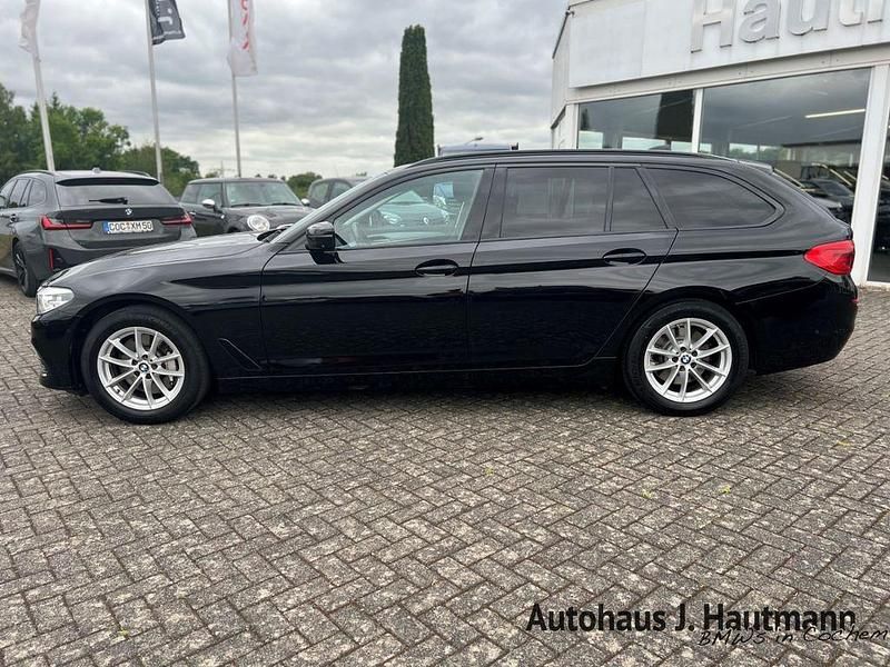 Gebraucht BMW 530 Sport Line 252 PS (185 kW) 2019 Schwarz Kombi