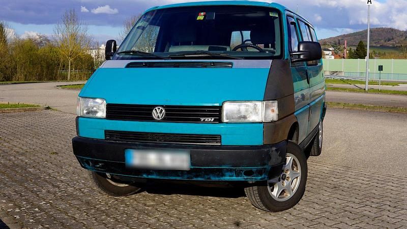 Second-hand VW Transporter 105 CP (77 kW) 1996 Verde Van