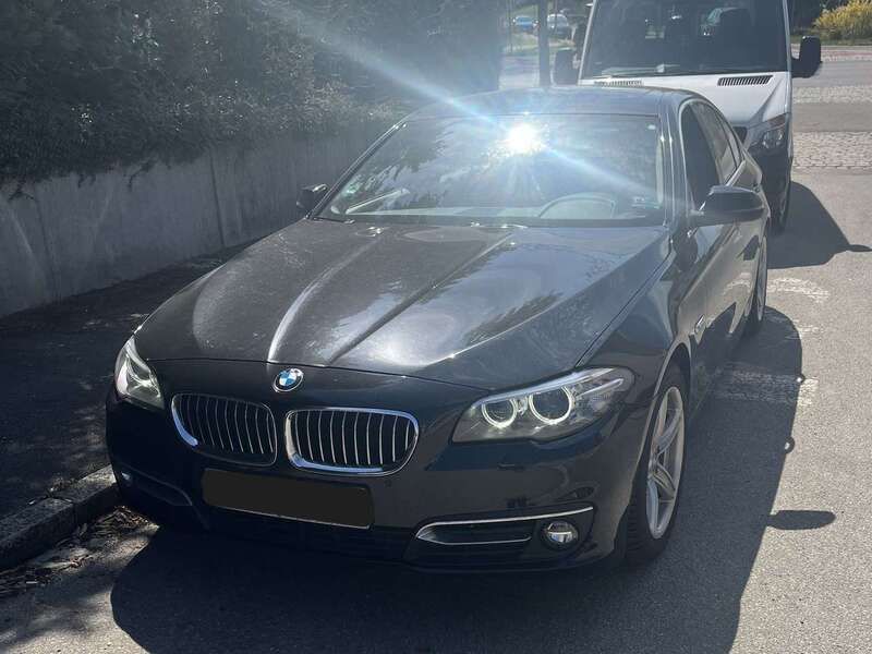 Schwarz Gebraucht 2016 BMW 530 Luxury Line Limousine | 22.999 € (Superpreis) - Bild 1/4