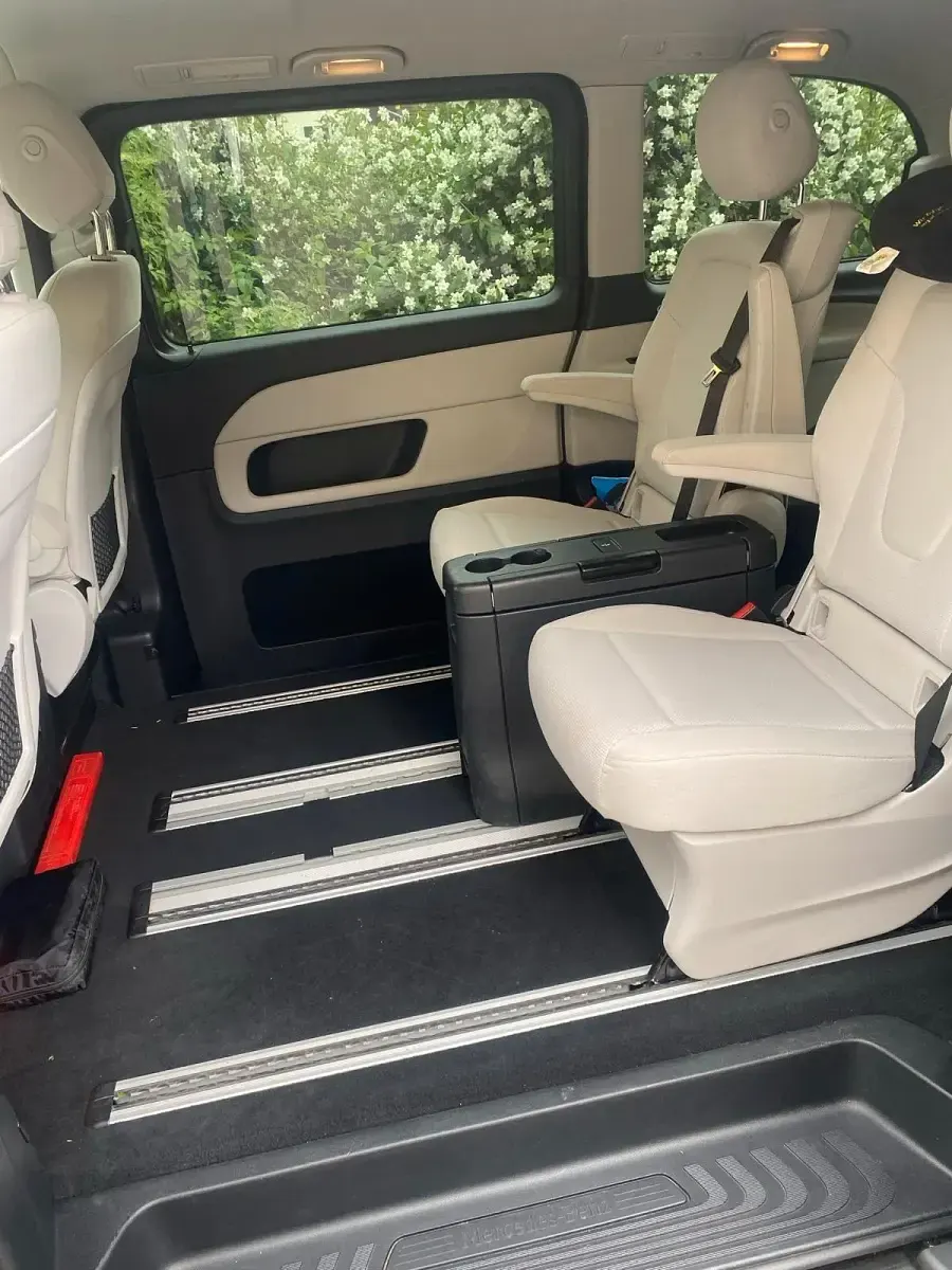 Usata Mercedes E250 190 CV (139 kW) 2015 Nero Monovolume