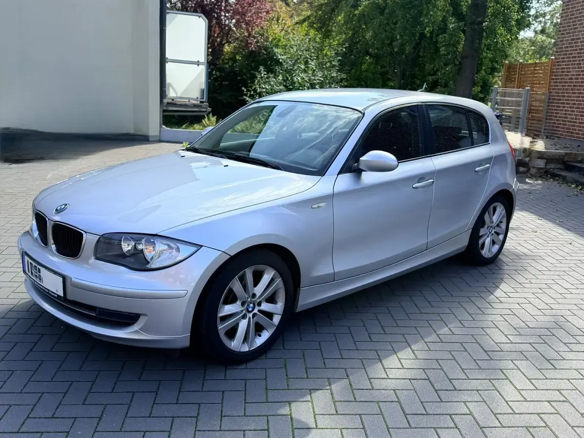 Gebraucht BMW 118 143 PS (105 kW) 2007 Silber Kleinwagen