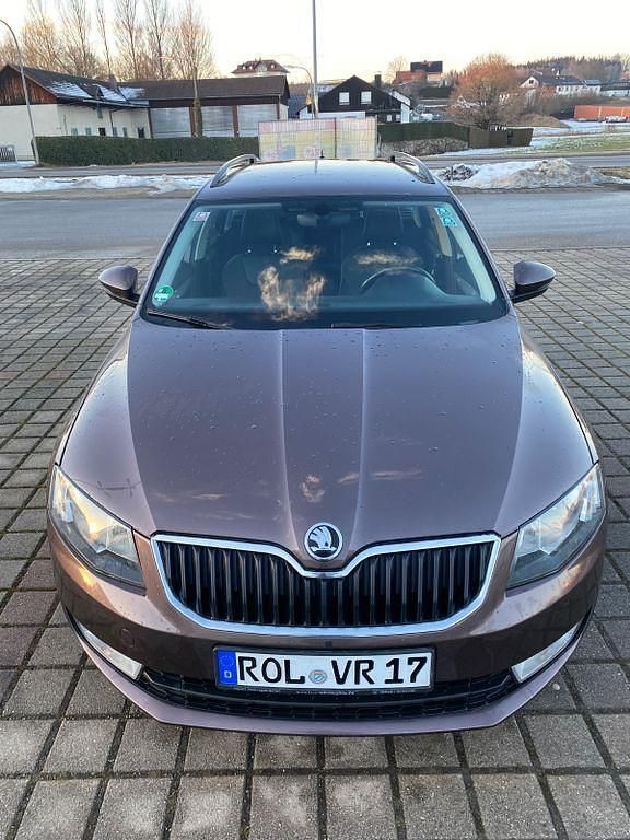 Gebraucht Skoda Octavia 150 PS (110 kW) 2016 Braun Kombi