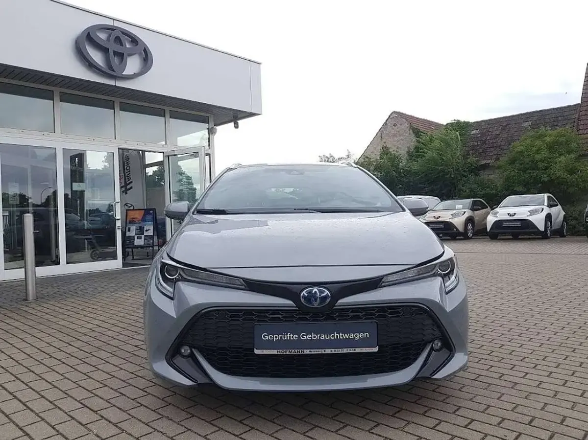 Gebraucht Toyota Corolla Team 184 PS (135 kW) 2022 Manhattan grau metallic Kombi