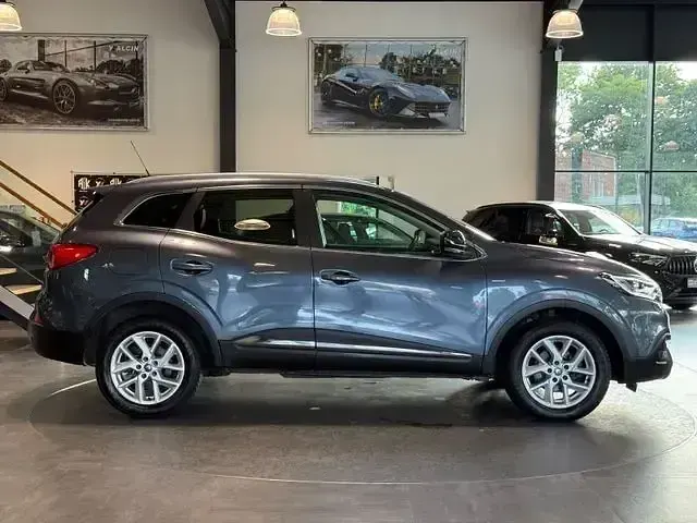 Gebraucht Renault Kadjar LIMITED 131 PS (96 kW) 2018 Grau SUV