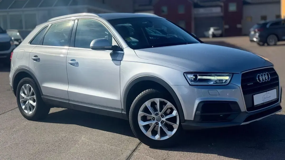 Gebraucht Audi Q3 Design 150 PS (110 kW) 2017 Silber SUV