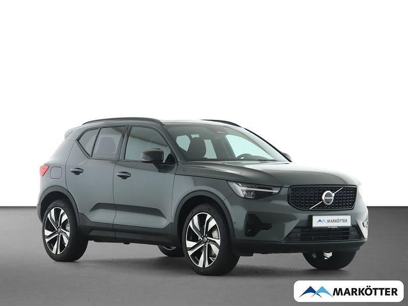 Neu Volvo XC40 Ultra 197 PS (144 kW) 2025 Gruen SUV