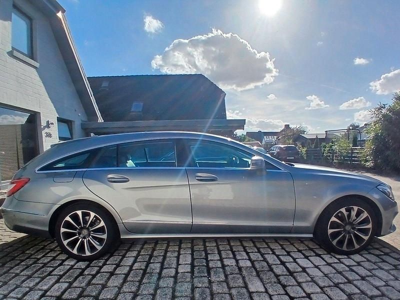 Gebraucht Mercedes CLS220 170 PS (125 kW) 2014 Grau Kombi