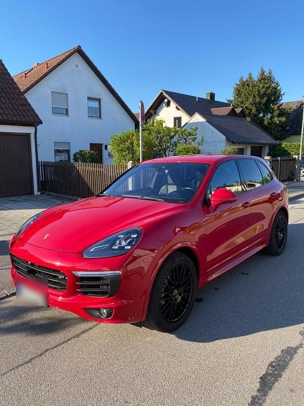 Rot Gebraucht 2016 Porsche Cayenne S Sport SUV | 35.999 € (Fairer Preis) - Bild 1/4