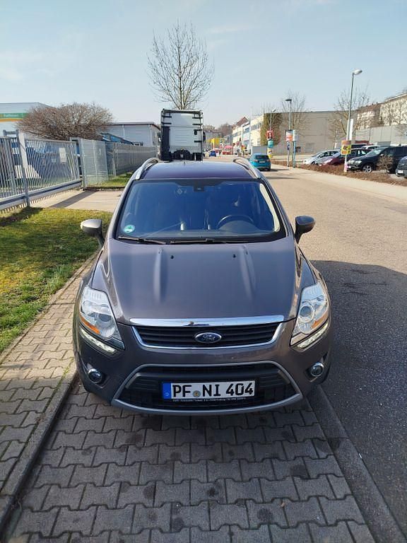 Gebraucht Ford Kuga Titanium 140 PS (102 kW) 2012 Braun SUV